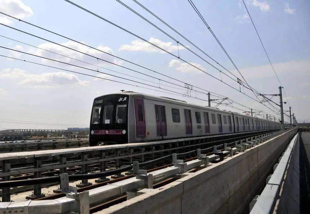 北上广深地铁长排名_北上广没有靳东,四五线没有李诞||深长