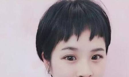 狗啃刘海图片 96347df5ead94a4390f3406f4420d8bc.jpeg