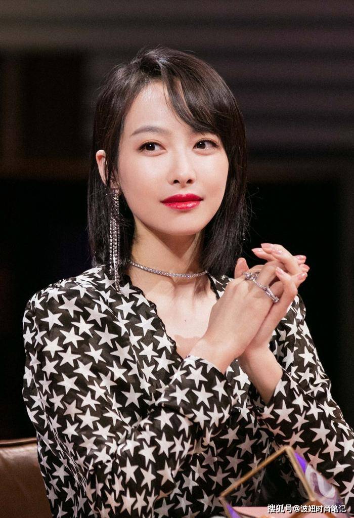 翡翠|真正有气质的女人，很少戴翡翠，更爱这4款配饰，高级又显“贵”