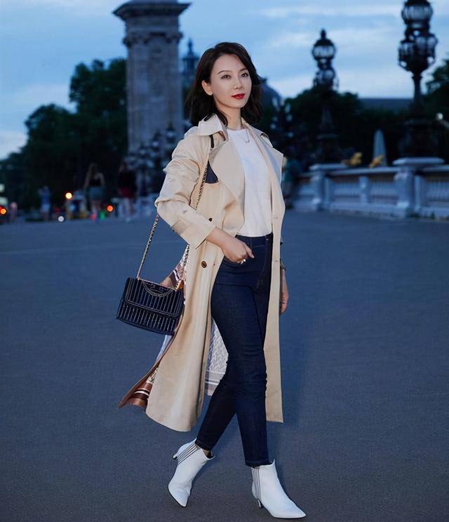 女性|女人40岁以后,如何优雅有女人味?牢记这3点长得美穿得更美