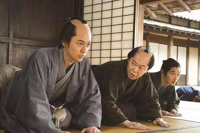 古代日本男人,为什么要把头发,搞成一副谢顶大叔的样子