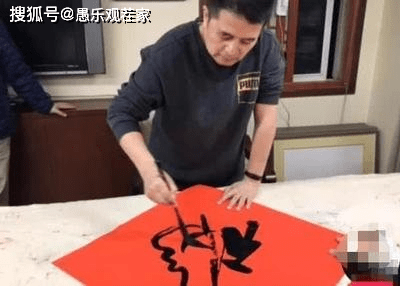 毕福剑女儿才华横溢,却被吐槽貌丑行为怪异