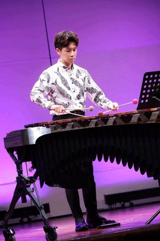 安德鲁主题排箫曲谱_安德鲁·加菲尔德