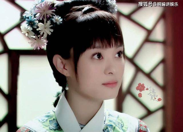古装剧里戴满头鲜花的古装女子,张钧甯惊艳,孙俪清纯