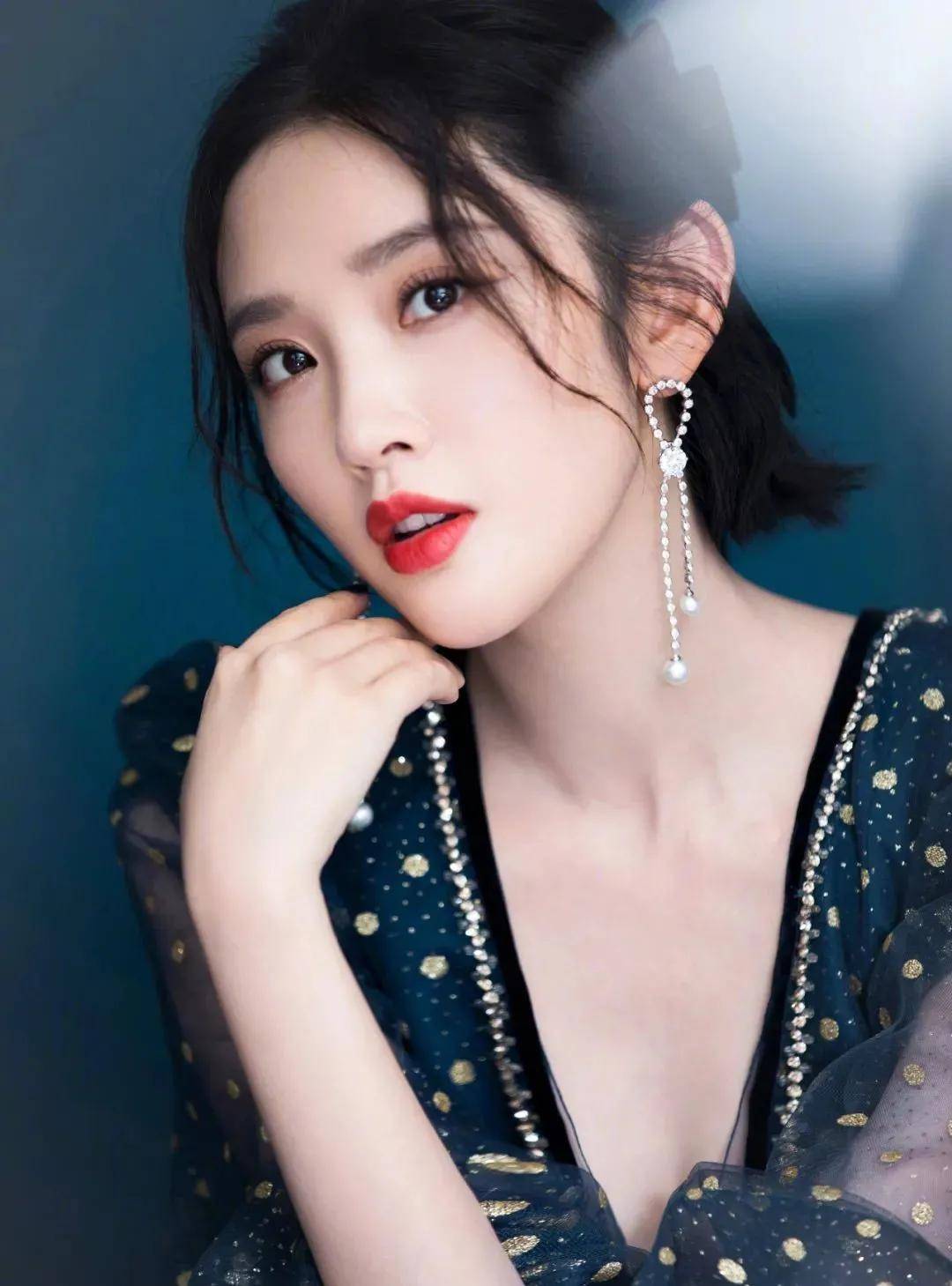 女明星|女明星扎堆复出，跟产后失禁的她比，饿成人干的奚梦瑶真不算惨…