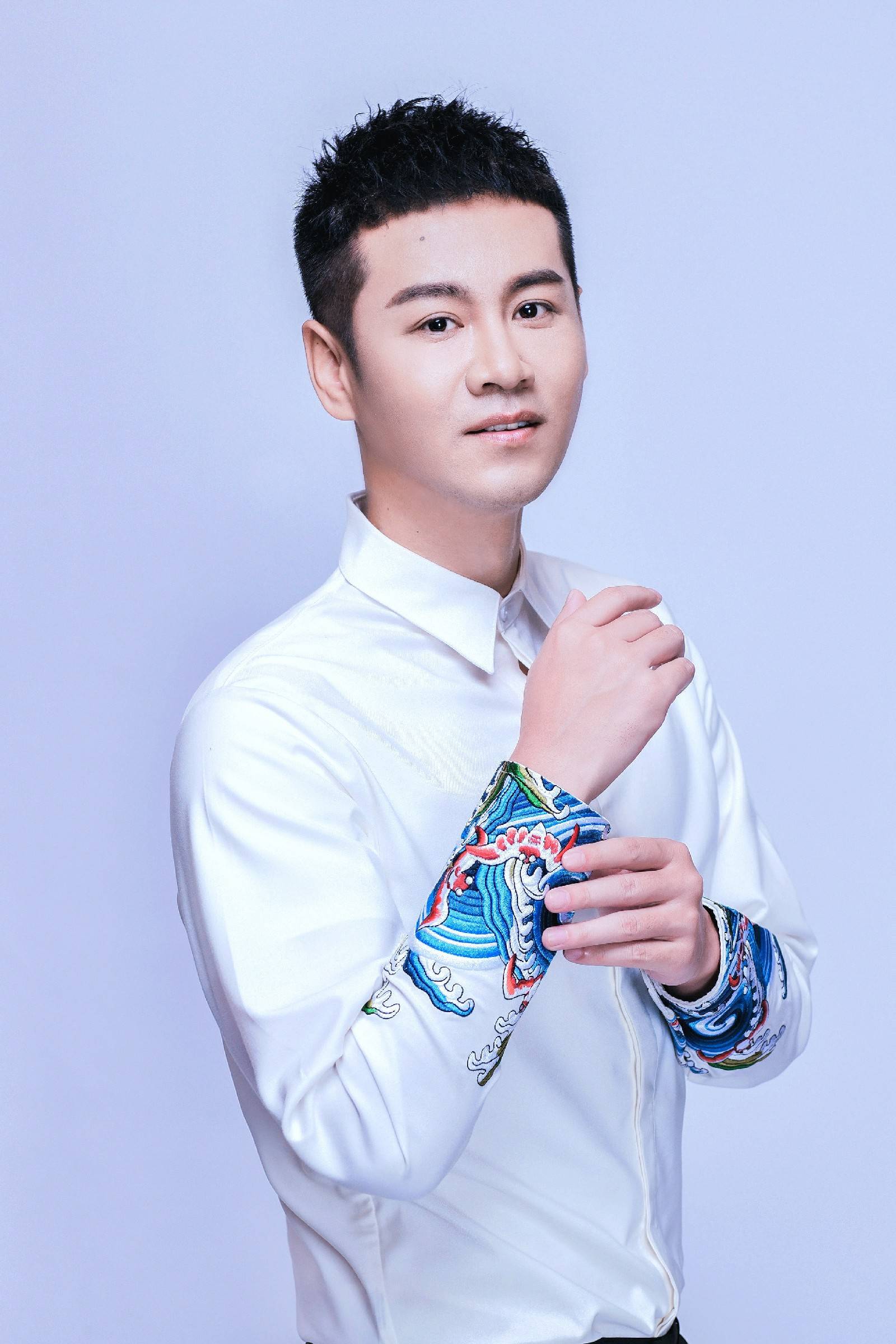 徐子崴新歌《普洱的冬天》温心首发在立冬唱出最暖的思念