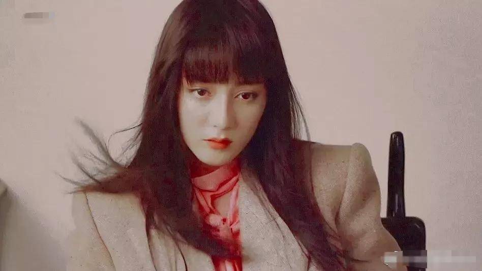 杰克|热巴被吐槽像杰克船长，多款造型成反面案例，同款女生要小心雷区