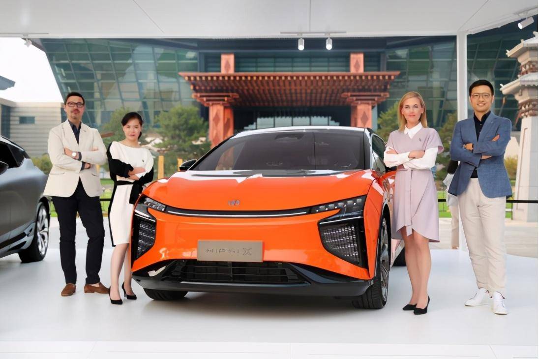 试驾过高合hiphi x,才知道什么叫最高端新能源智能汽车