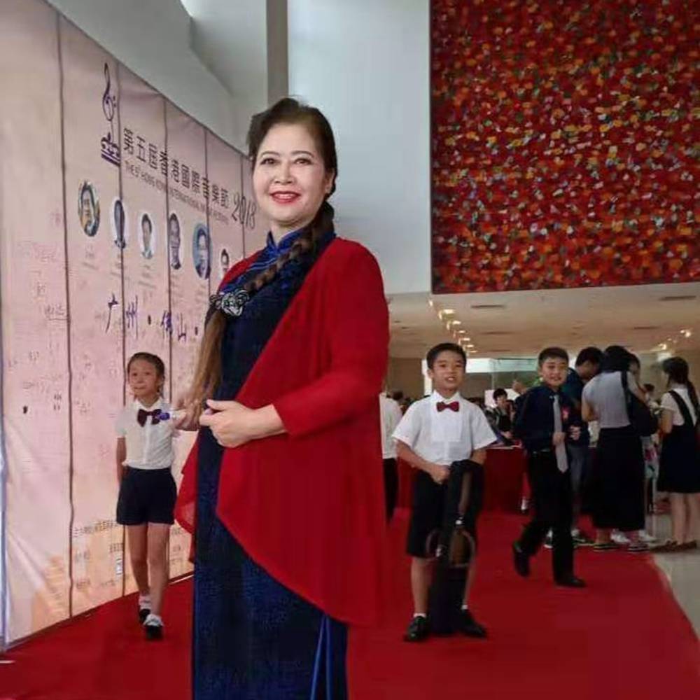 歌手李如玉 首发单曲《我们长大了》并全网发行