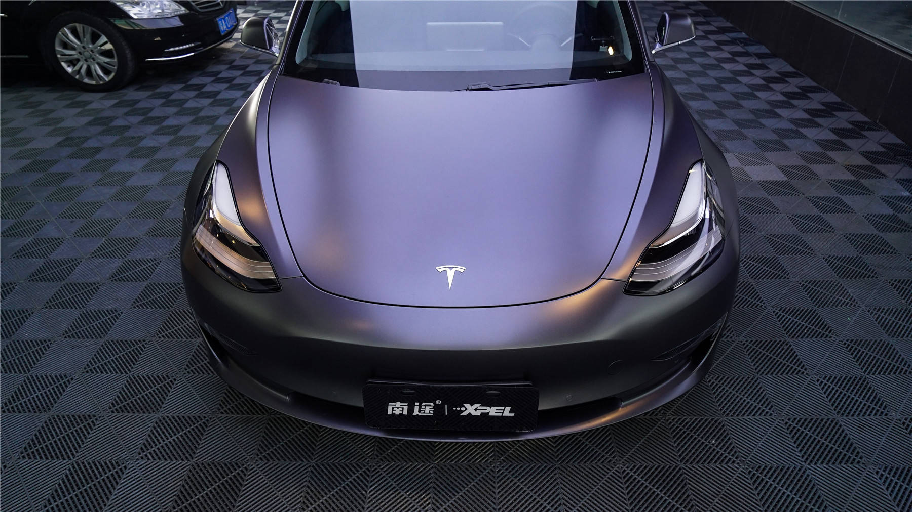 特斯拉model3施工xpel磨砂隐形车衣