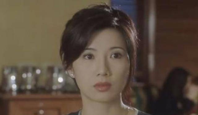 "女神"关秀媚,由王晶力捧走红,如今54岁现状让人感叹!