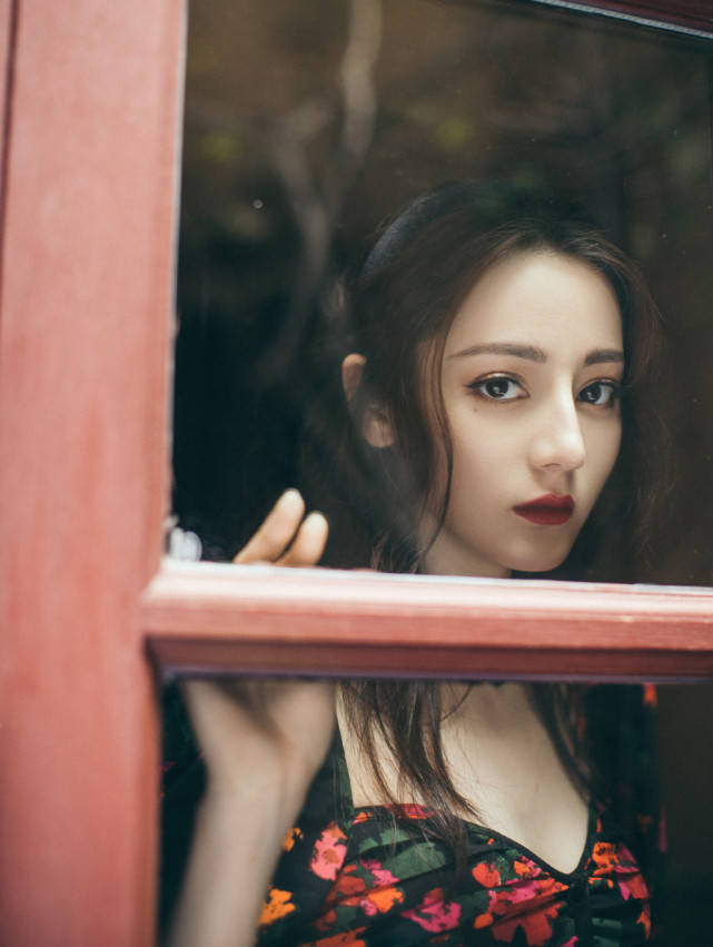 又开始了！杨紫热巴两家粉丝开撕，这次“紫米