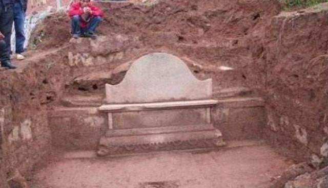 坟墓猜一成语_一图一成语猜答案大全