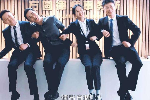 《幸福到万家》预告上线后，被嫌不如影版，赵