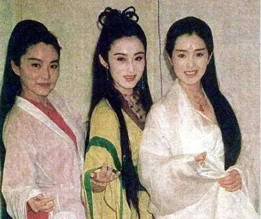 铁锥|曾经美到大杀四方的她怎么了？如今脸僵得像铁锥，灵气全失...