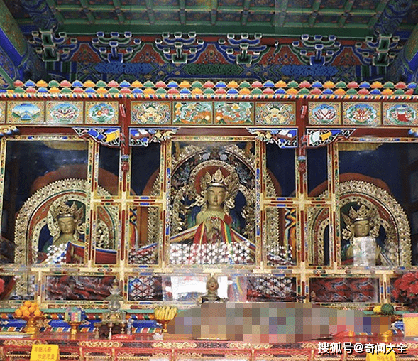 原创五台山最大密宗寺庙菩萨竟"身插一箭" 大殿晴天滴水至今成谜!