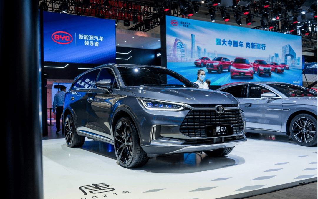 上涨空间|股价今年翻四倍，市值超奔驰宝马，比亚迪还有上涨空间么？