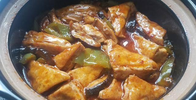 砂锅豆腐,很好吃的一道家常菜,营养美味又下饭,做法很简单