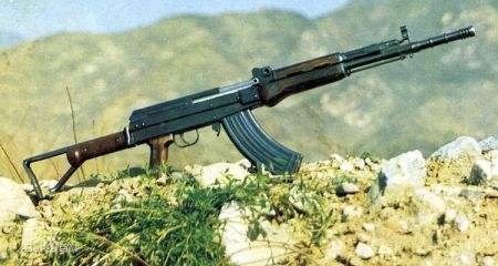 被称为"81式"的ak自动步枪,来自文明的东方