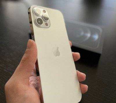 新iphone 12 mini和iphone 12 pro max所有者的第一印象