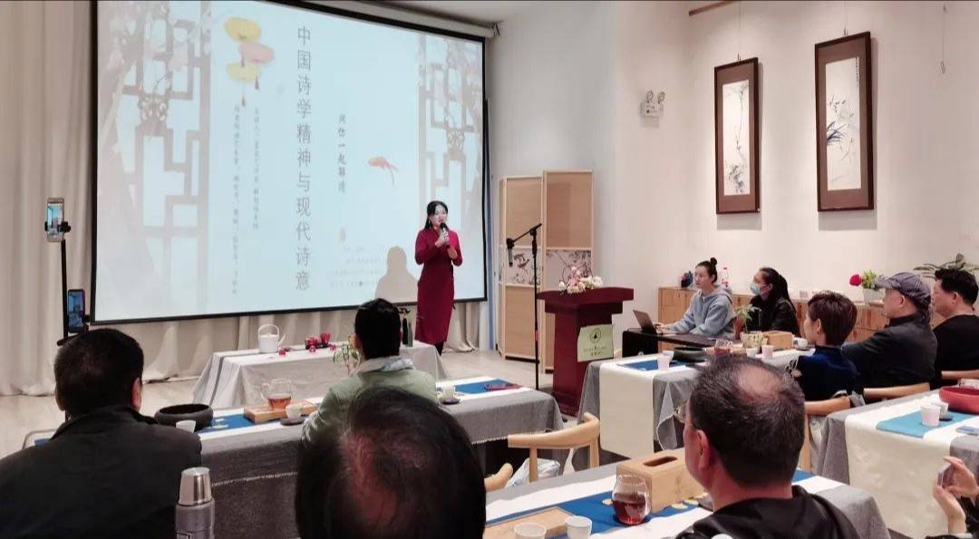 武汉活动人口_武汉地铁出人口图片(3)