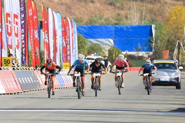 赛600骑行体验 da33f5650b53490abbad0f3aca81142a.jpeg