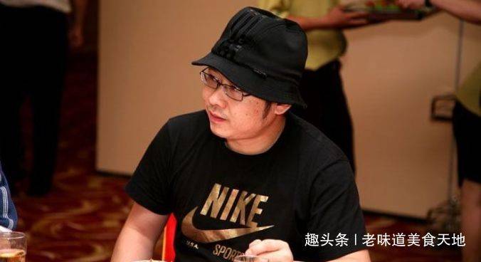 48岁刀郎近照曝光,身材明显发福,这么多年他为何选择隐退?