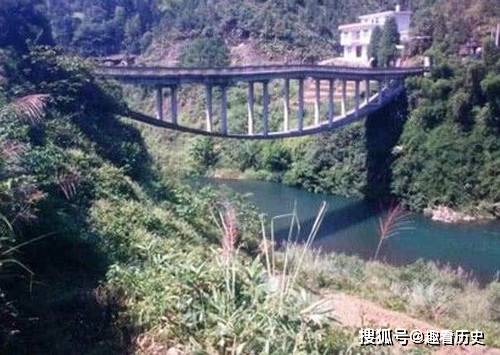 湖南省有多少人口_湖南省人口分布图(2)