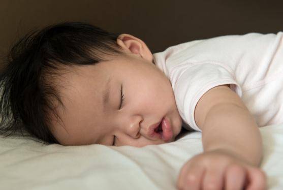 家长|医生提醒家长：孩子积食的3种异常，需重视7岁小孩身高150