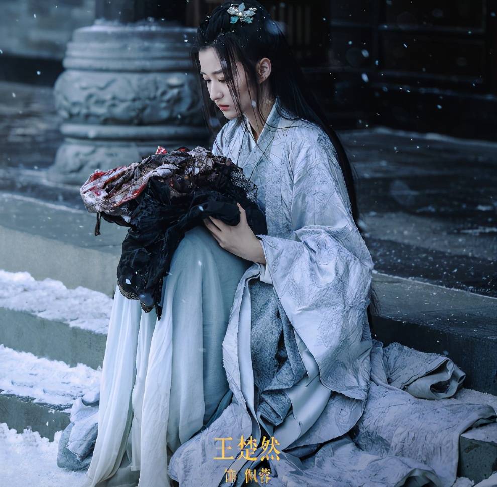 能把帅哥拍得如此“吓人”,对郭敬明来说,这还是头一次