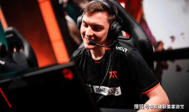 选手|FNC选手逐渐破防？Selfmade：我应该去哪里学中文？