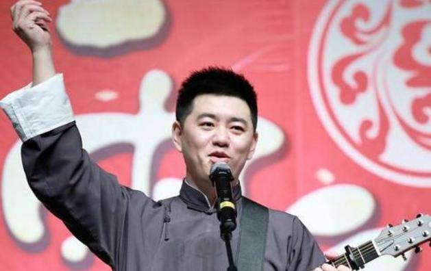 原创他爸爸是德云社的大哥师傅是郭麒麟小小年纪就学烫头