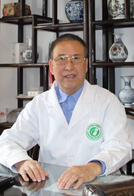 陈荣钟—国家级非遗点穴术教授 主任医师深圳市名中医广州中医药大学第四