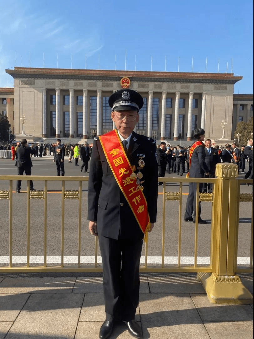 深圳市人口公安局_深圳市公安局照片(2)
