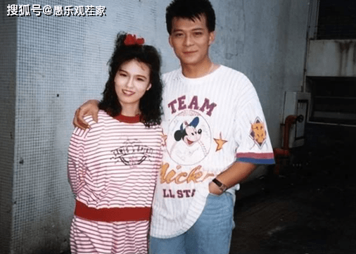 59岁黄日华再谈丧妻之痛,表示对妻子亏欠太多