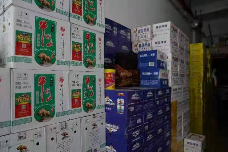 旧瓶装“新”酒 湖南常德警方摧毁一家族制售假