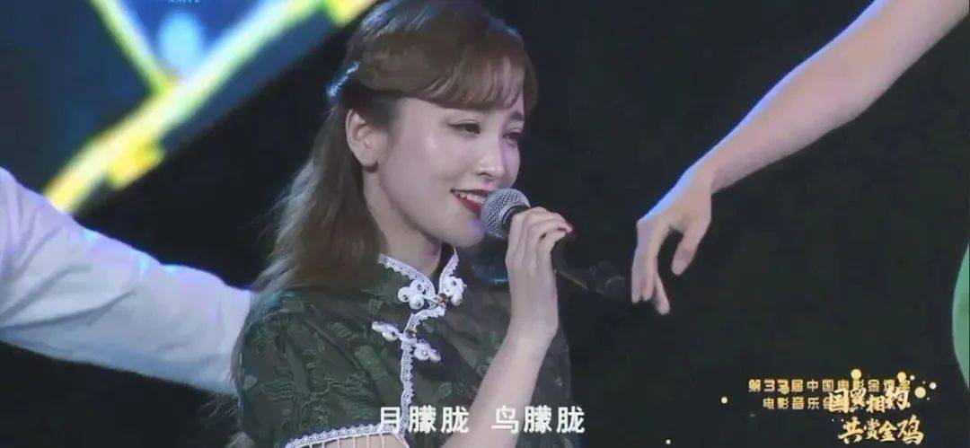 金鸡奖开幕式盘点！周深李光洁惊艳，成龙连说