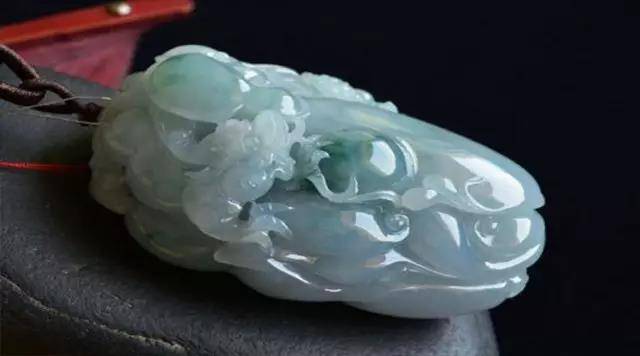 翡翠手把件，男士的最爱_搜狐网