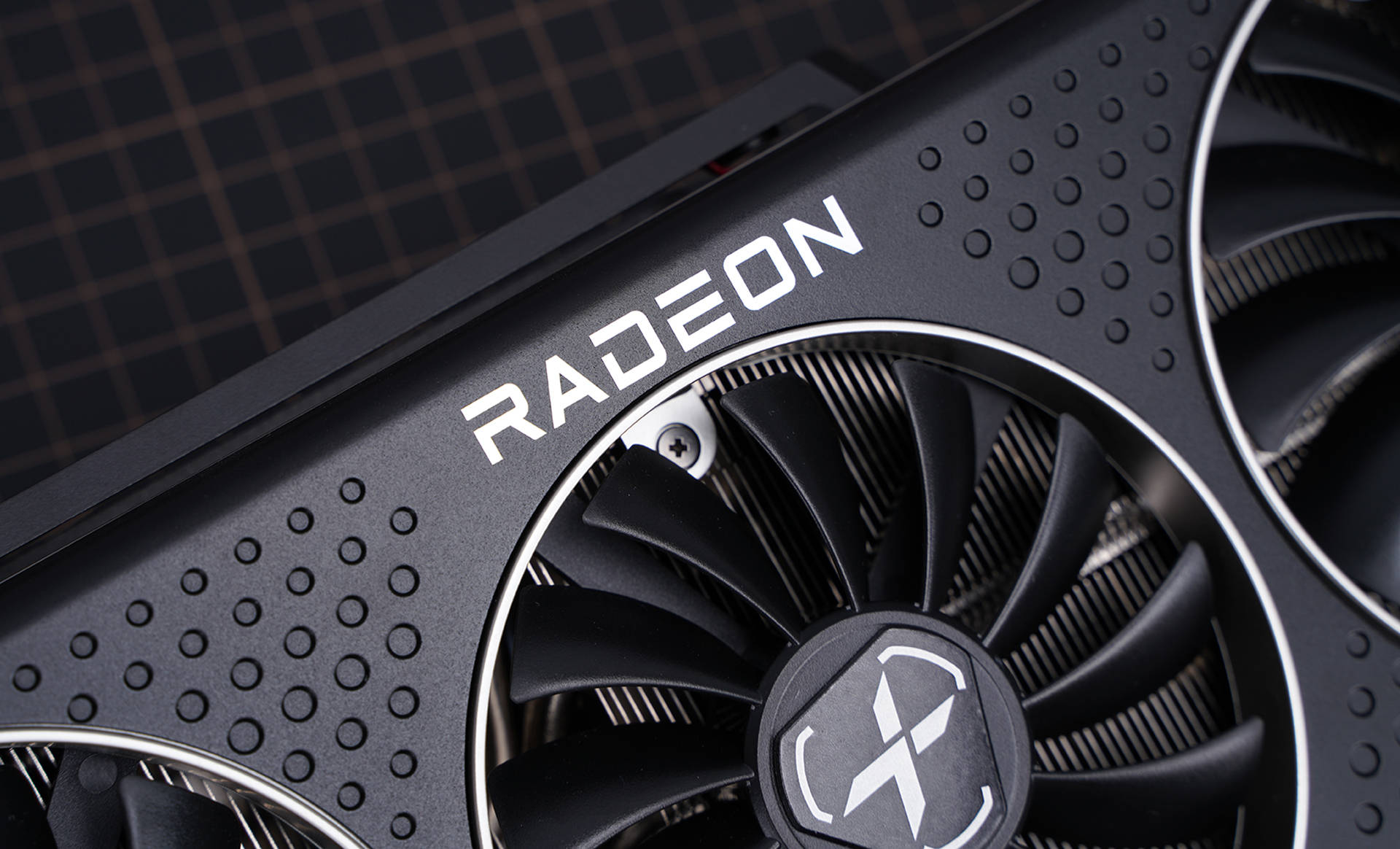 -bit|非公版更强 讯景XFX RX6800 XT海外版显卡评测