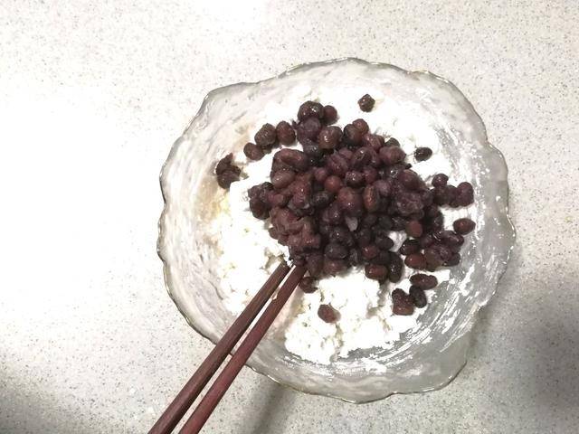 吃什么能减少尿频 6652059c38964afcbea8f731eb6d3c49.jpeg