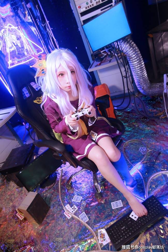cos:「游戏人生」 白,强行装萌