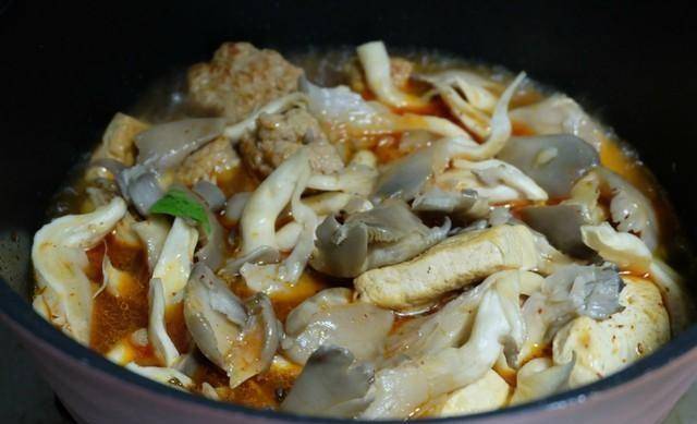 炖豆腐块怎么炖好吃 36d470d437f84563b11200ebf493d311.jpeg