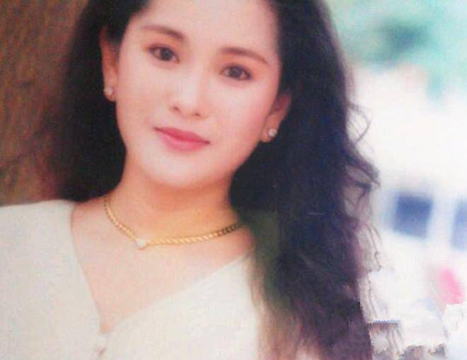 9月20日,资深女星邱于庭接受了媒体的专访,罕见谈及了息影以后的