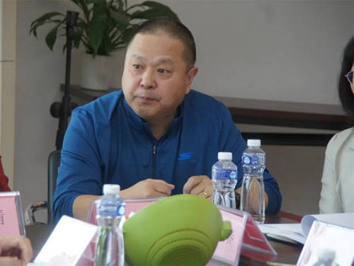 复合防火玻璃制造技术与产业示范线顺利通过专