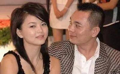 李湘王岳伦又传婚变？王岳伦退出李湘公司，上