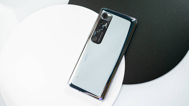 小米12pro边框材质 27e69b8a61364d21abafeee79ebe85dd.jpeg