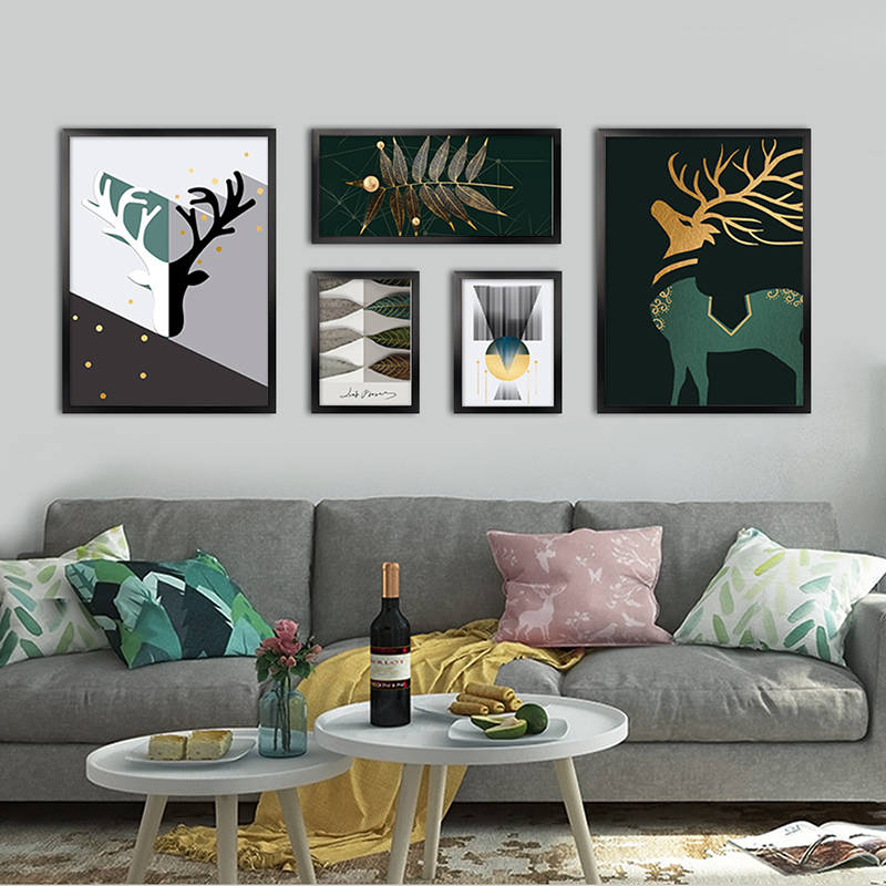 装饰画怎么挂墙上不破坏 2d0814ad3bca42e690f1c29b51425080.jpeg