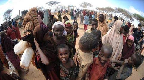 世界上最穷的国排名_世界第一款超级排名em电