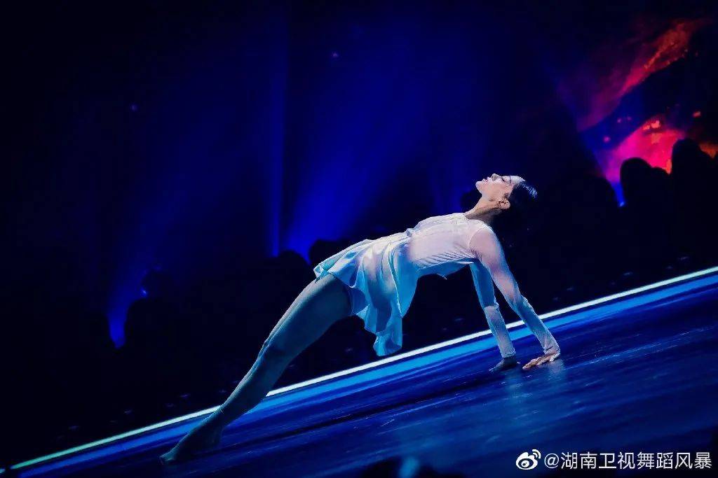 这个豆瓣9.4分的神仙节目，故事讲得超级精彩，