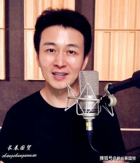 袁立前夫近照曝光,为人低调二婚娶娇妻恩爱幸福